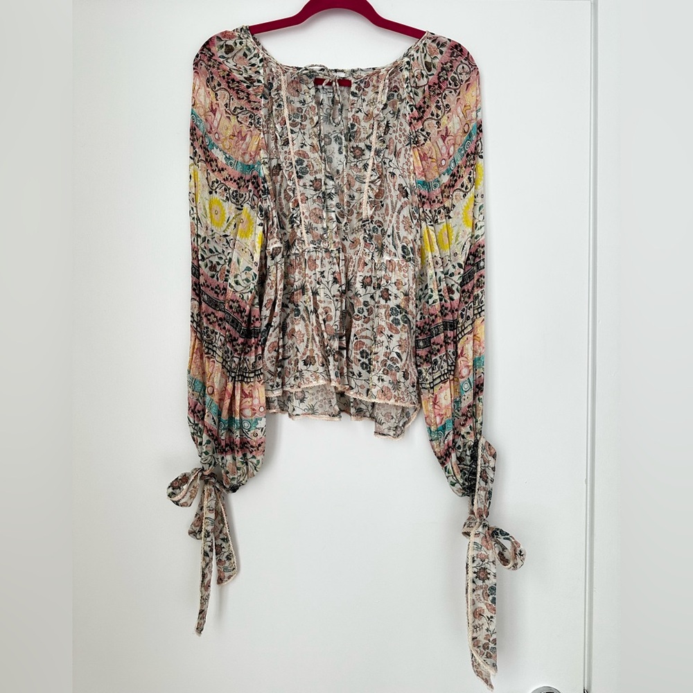 Hemant & Nandita Sheer Printed Peasant Top - Picture 3 of 10